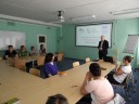 Uczestnicy szkolenia w trakcie zajęć z dyrektorem MUP dr Krzysztofem Buczkowskim